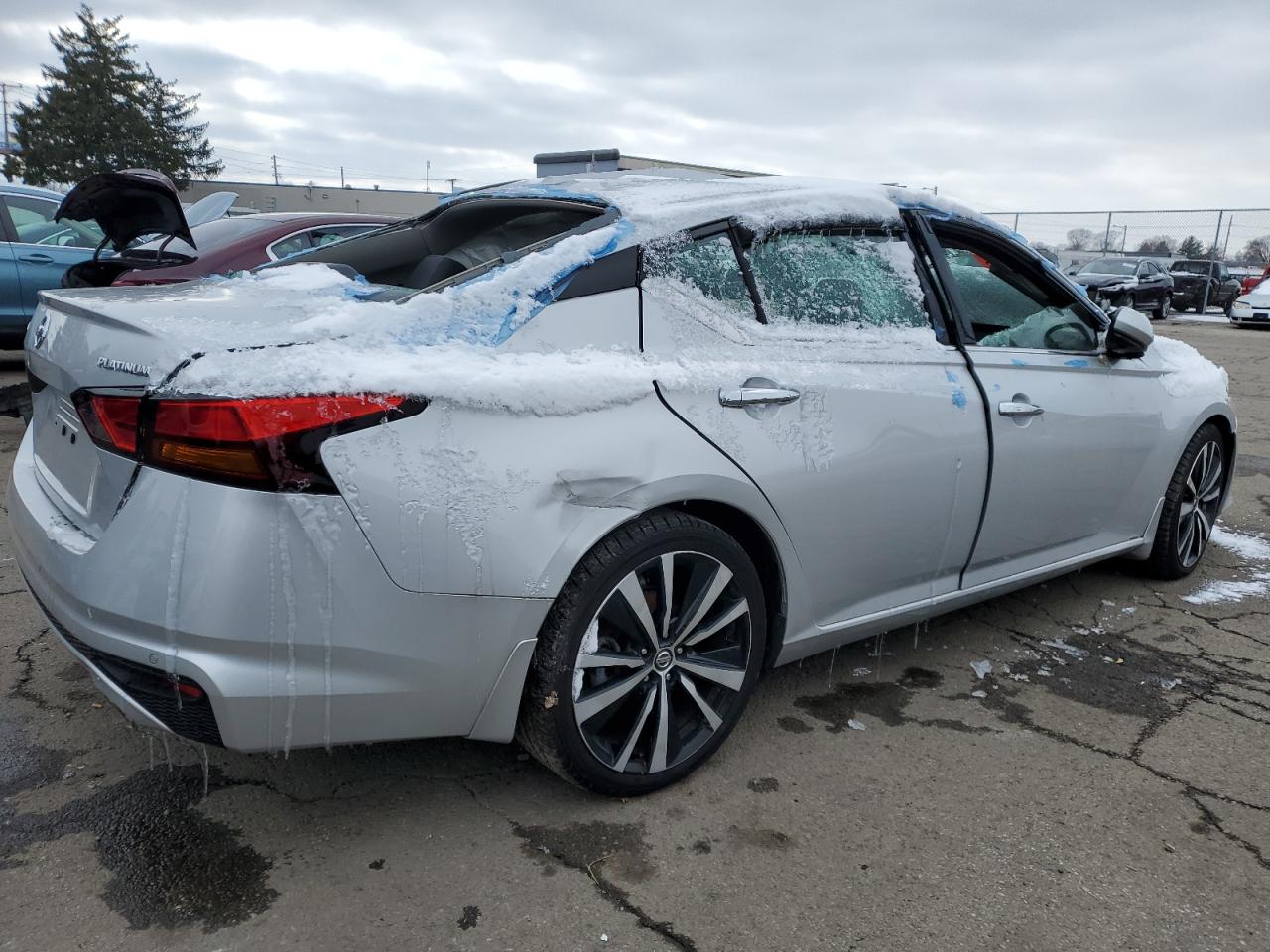 2019 Nissan Altima - Image 3