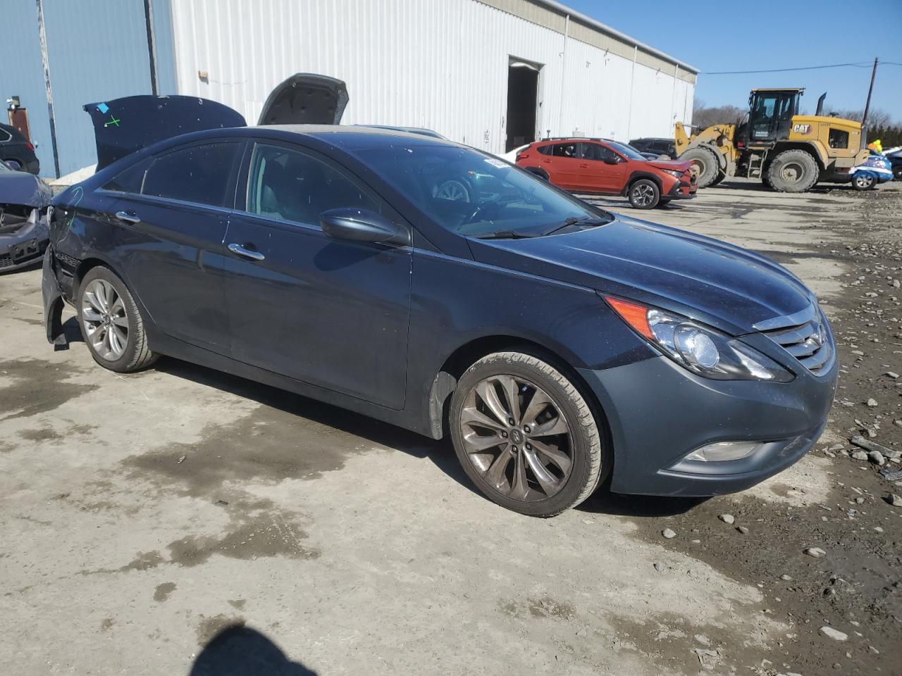 2011 Hyundai Sonata - Image 4