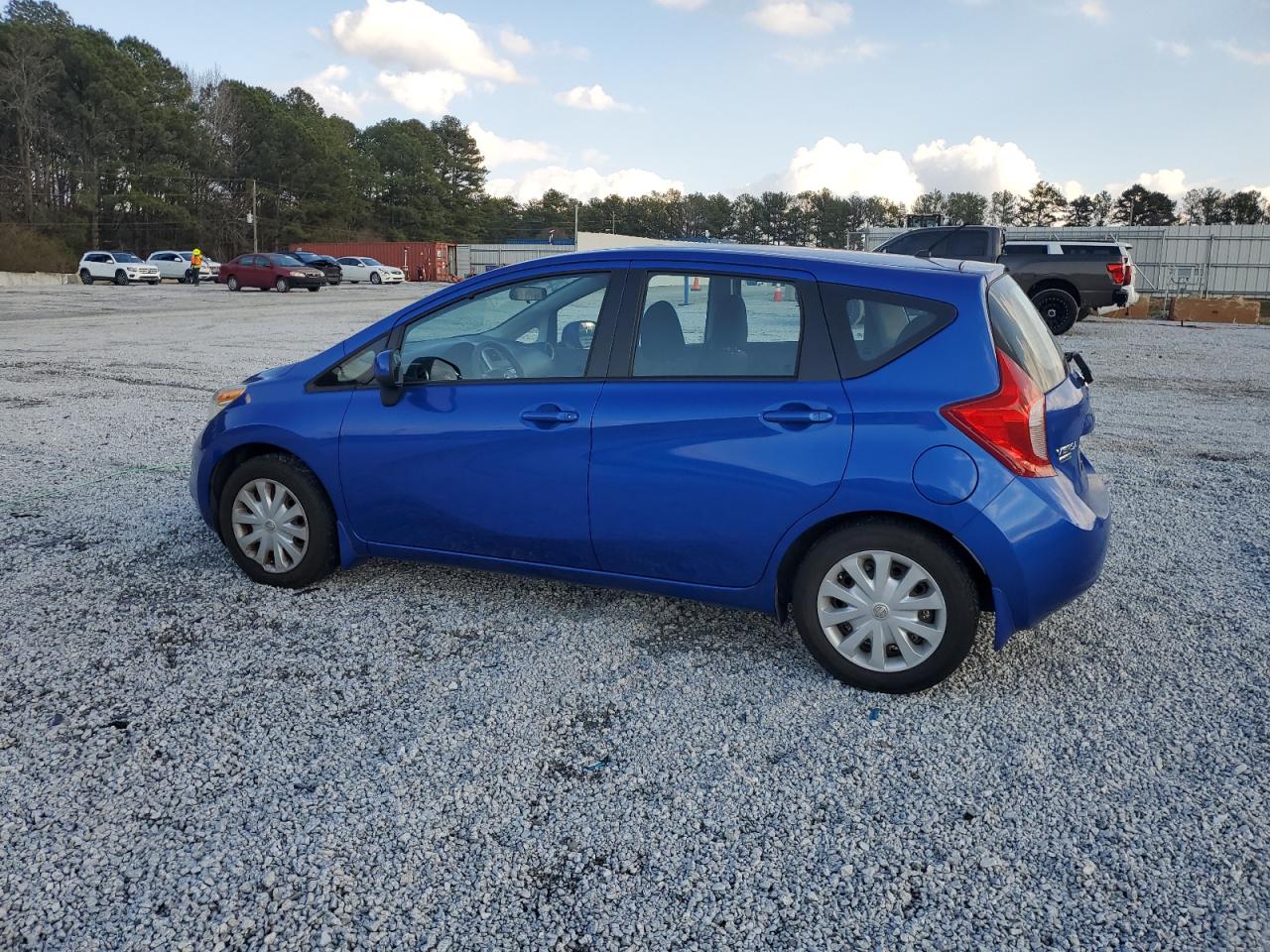 2014 Nissan Versa - Image 2
