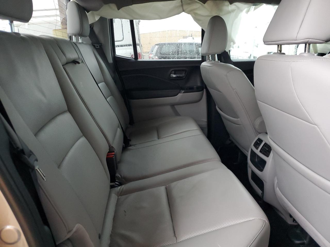 2018 Honda Ridgeline - Image 10