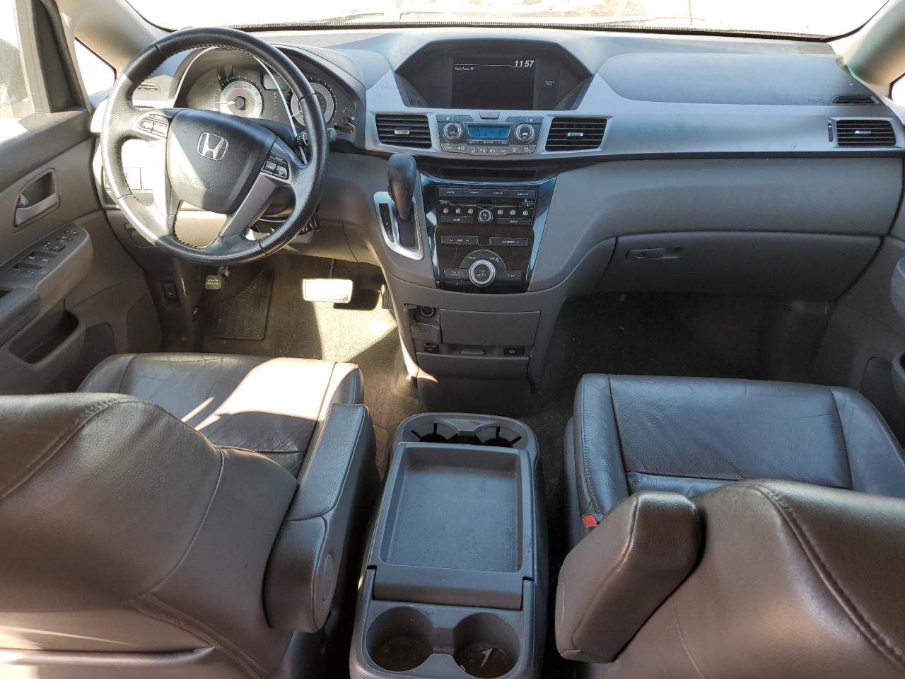 2011 Honda Odyssey - Image 8