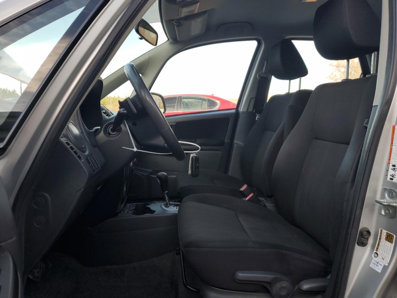 2010 Suzuki SX4 - Image 7