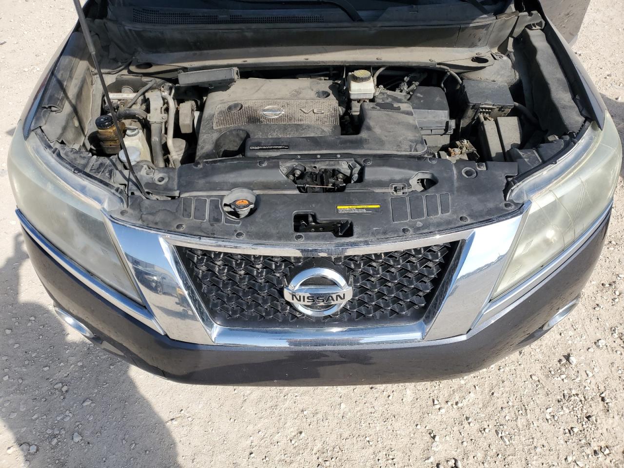 2014 Nissan Pathfinder - Image 12