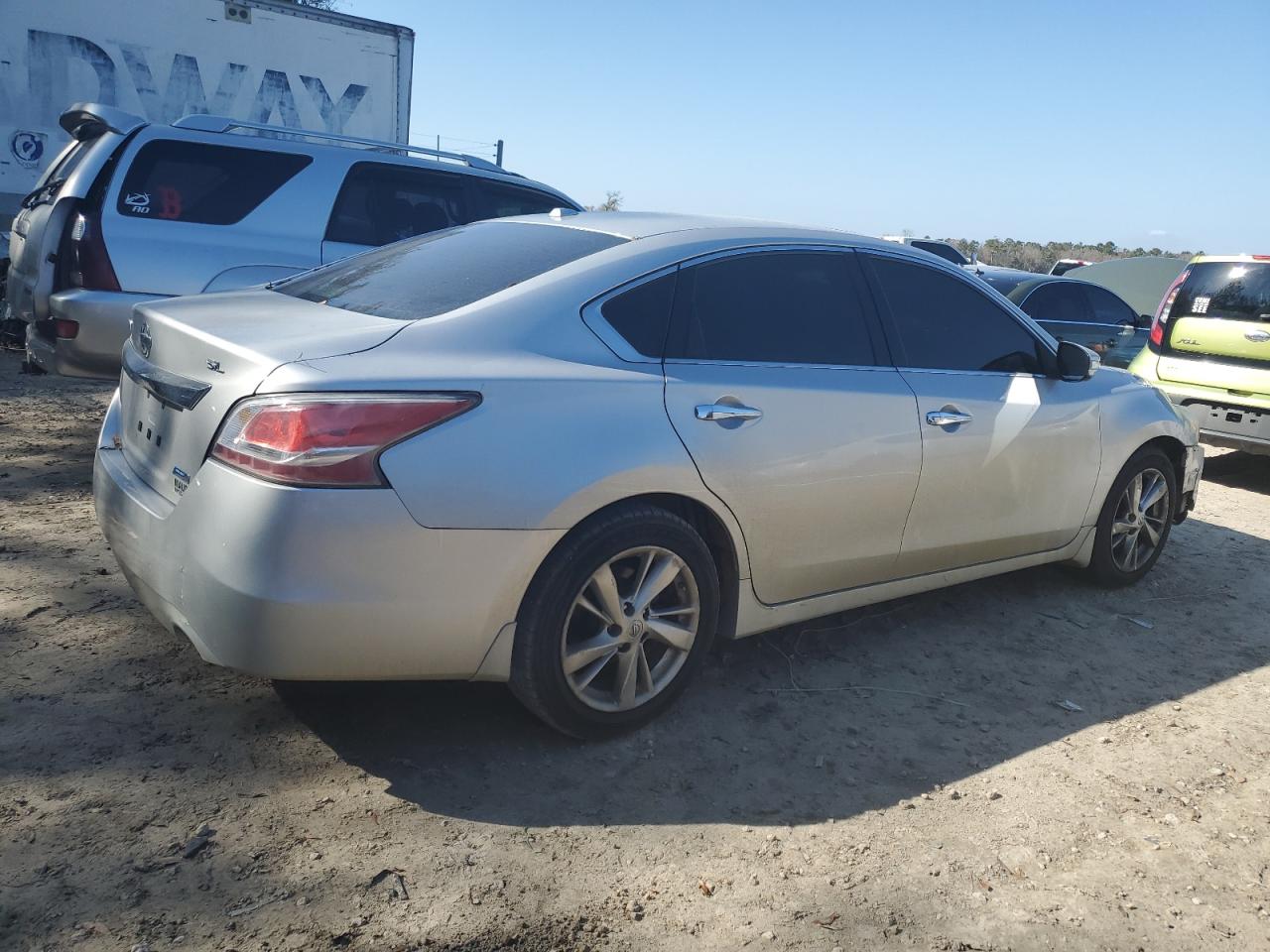 2014 Nissan Altima - Image 3