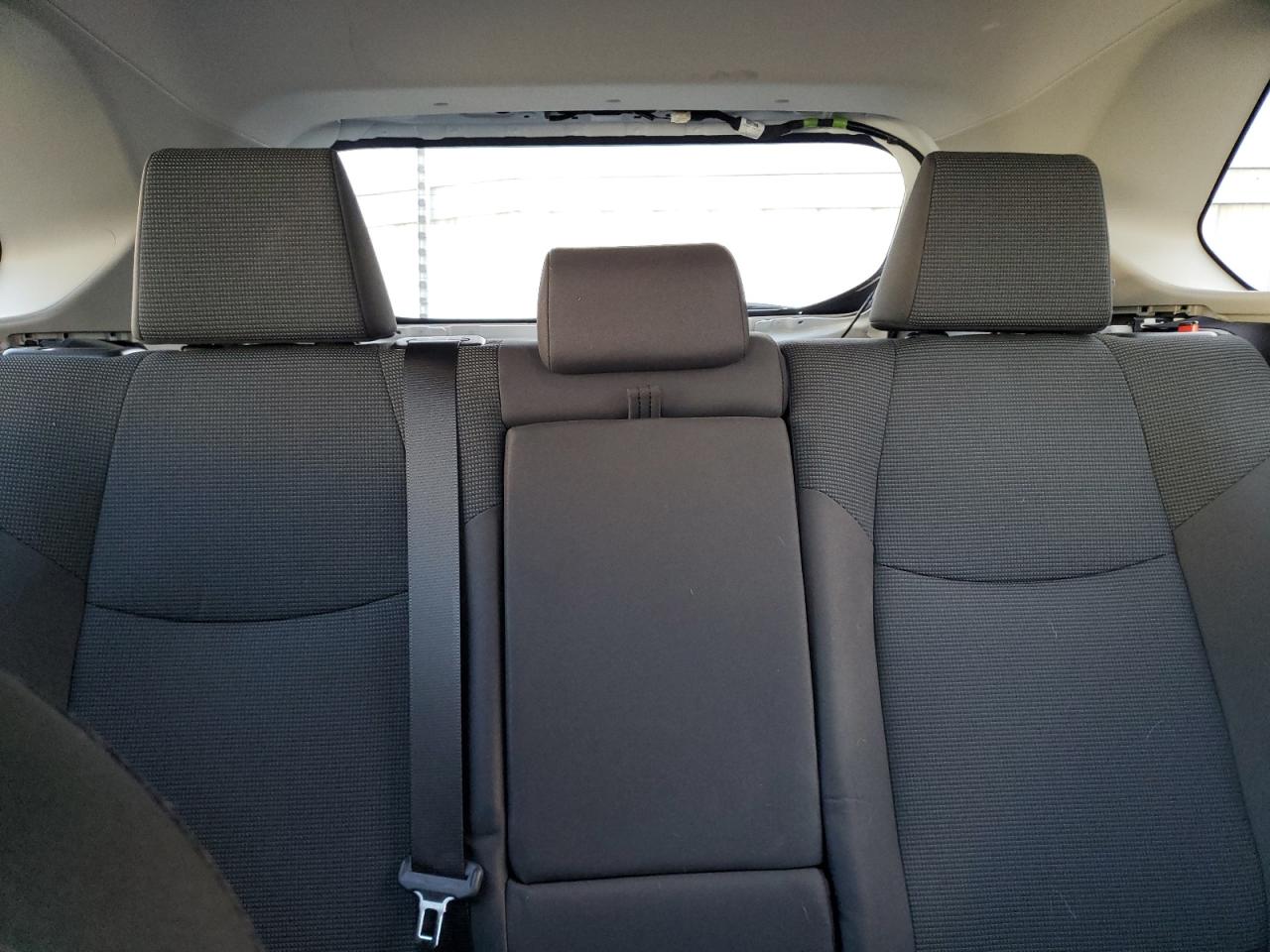 2024 Toyota RAV 4 - Image 10