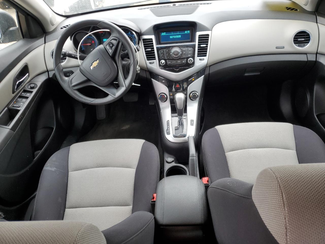 2015 Chevrolet Cruze - Image 8