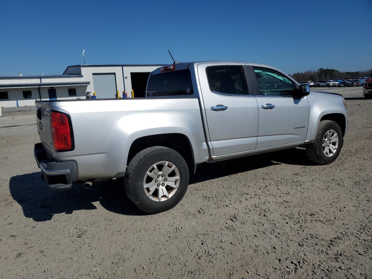 2015 Chevrolet Colorado - Image 3
