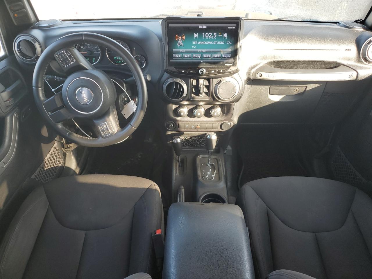 2015 Jeep Wrangler - Image 8