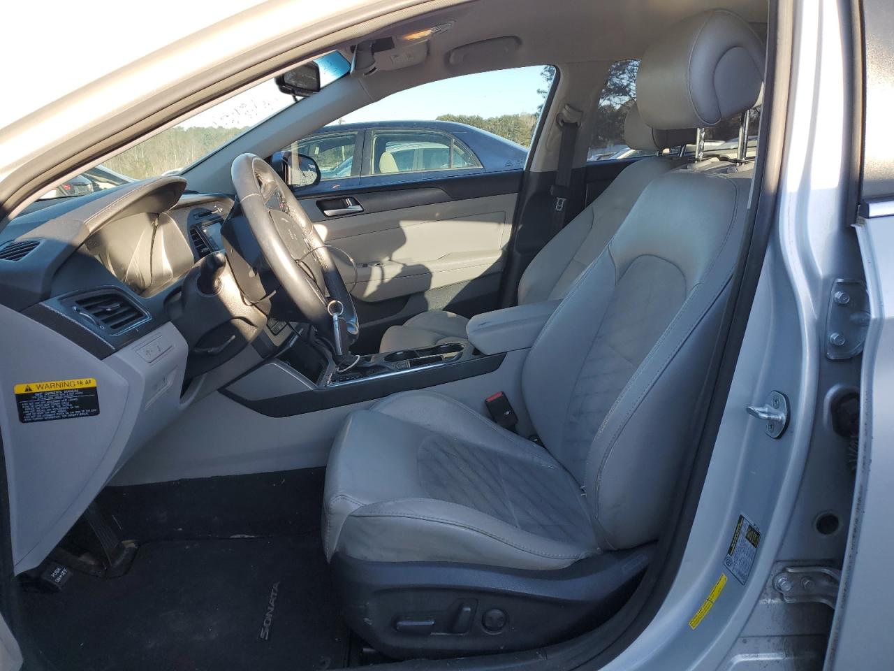 2015 Hyundai Sonata - Image 7