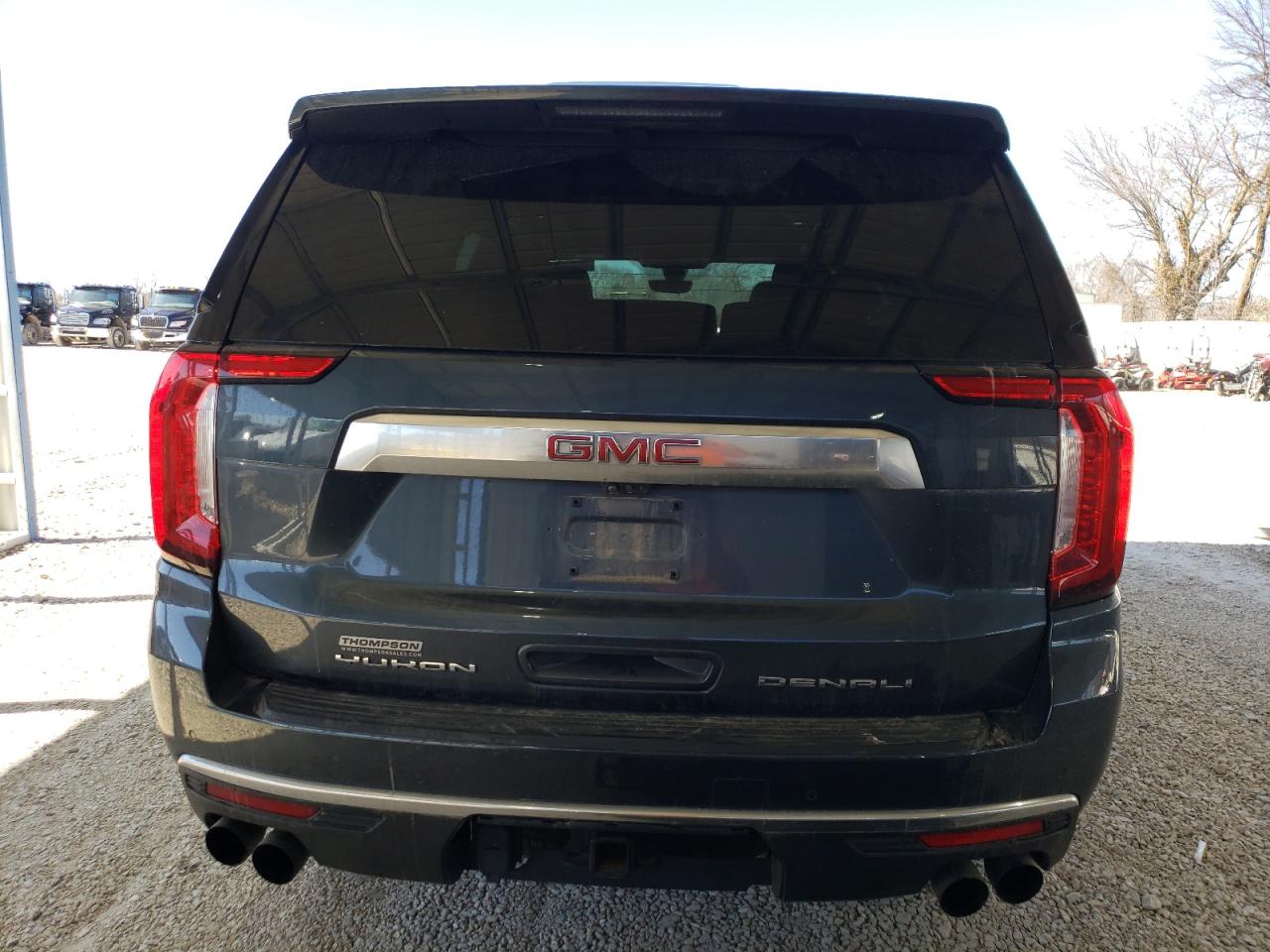 2021 GMC Yukon - Image 6