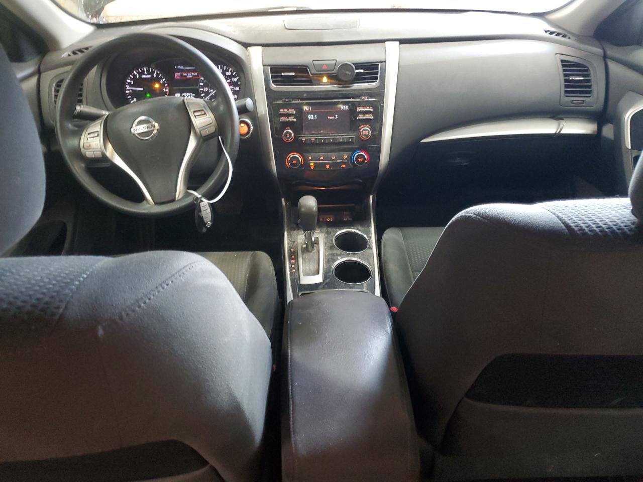 2014 Nissan Altima - Image 8