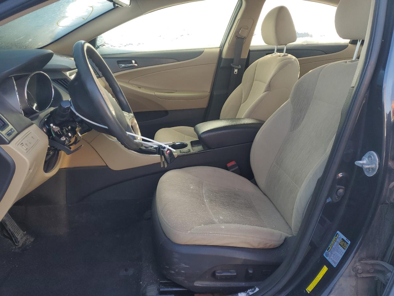 2013 Hyundai Sonata - Image 7