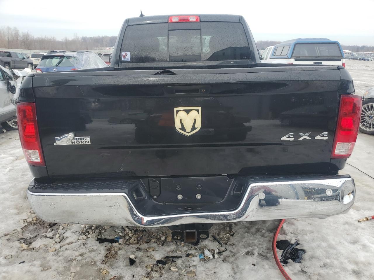 2016 RAM 1500 - Image 6