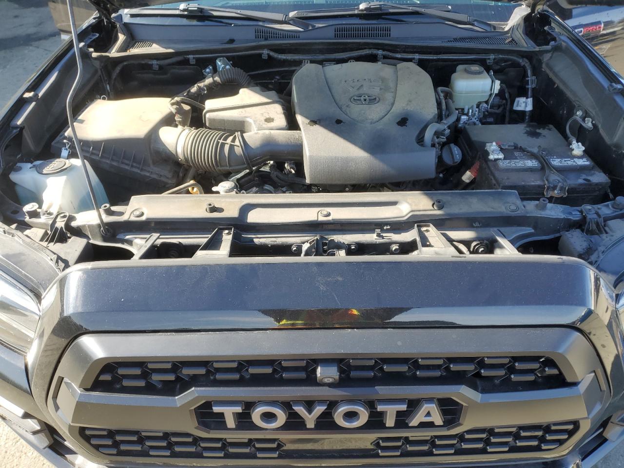 2021 Toyota Tacoma - Image 11