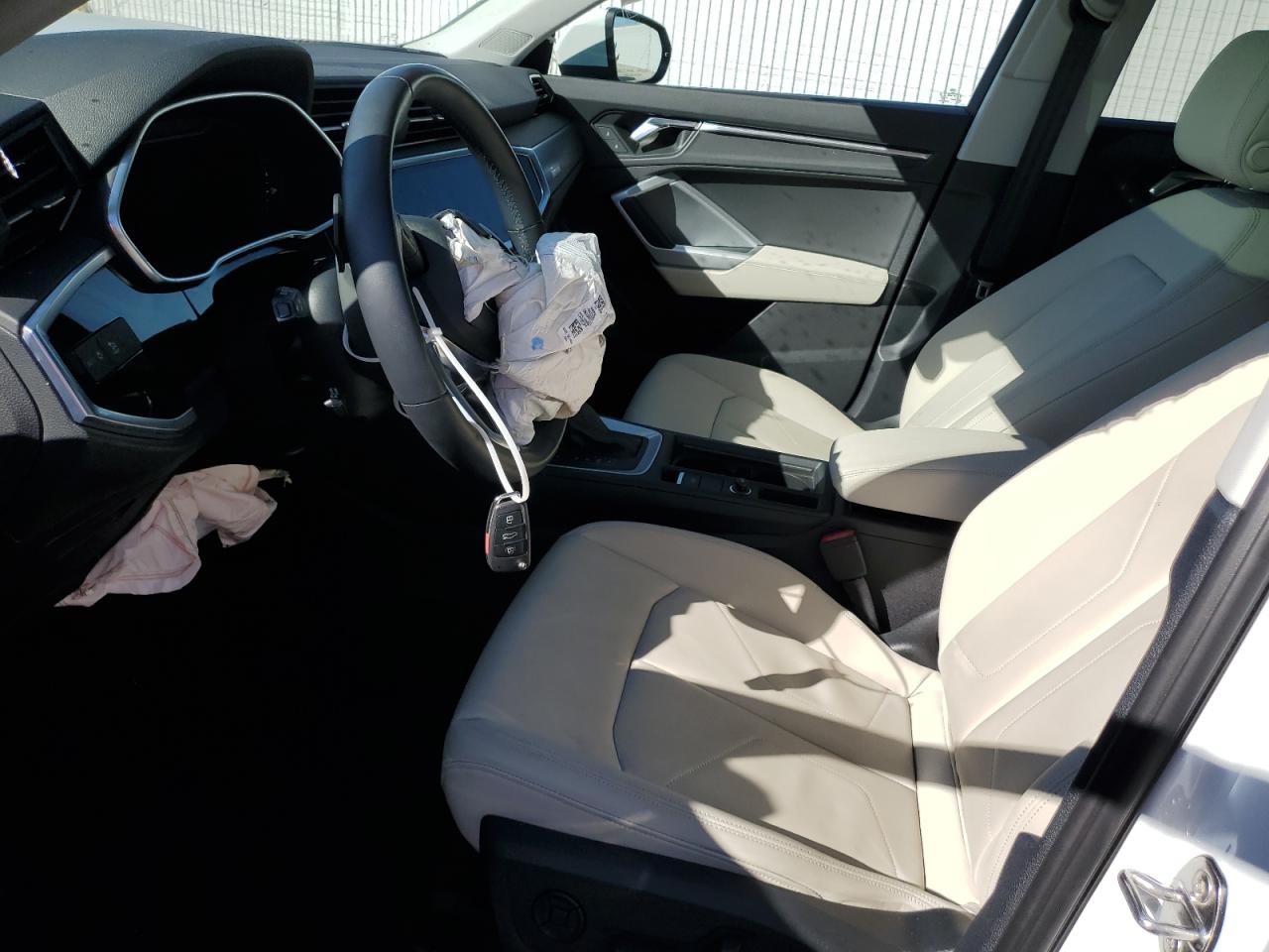 2022 Audi Q3 - Image 7