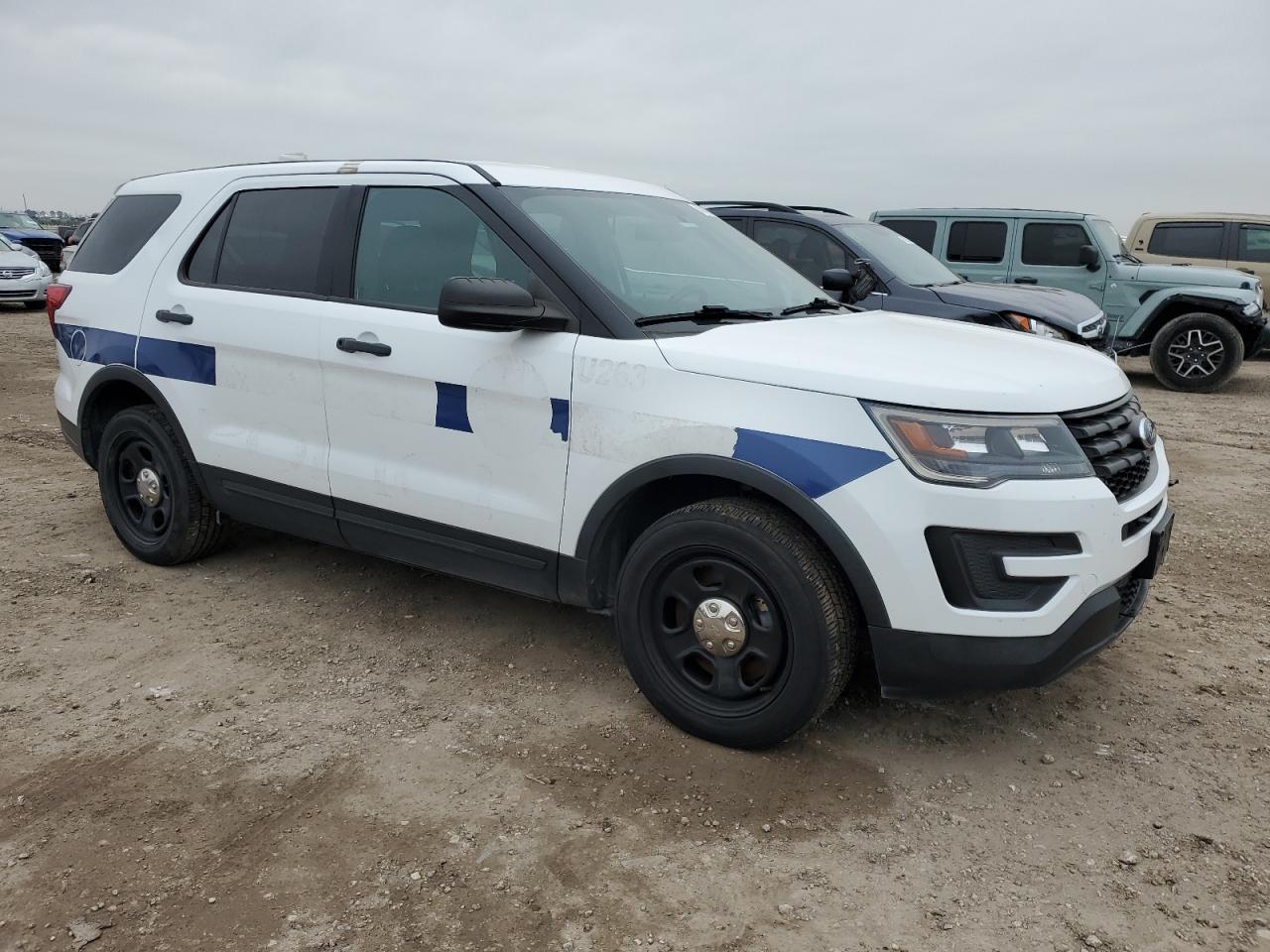 2019 Ford Explorer - Image 4