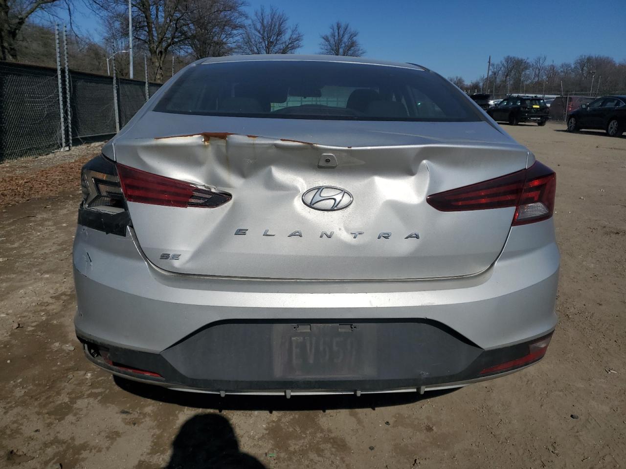 2019 Hyundai Elantra - Image 6