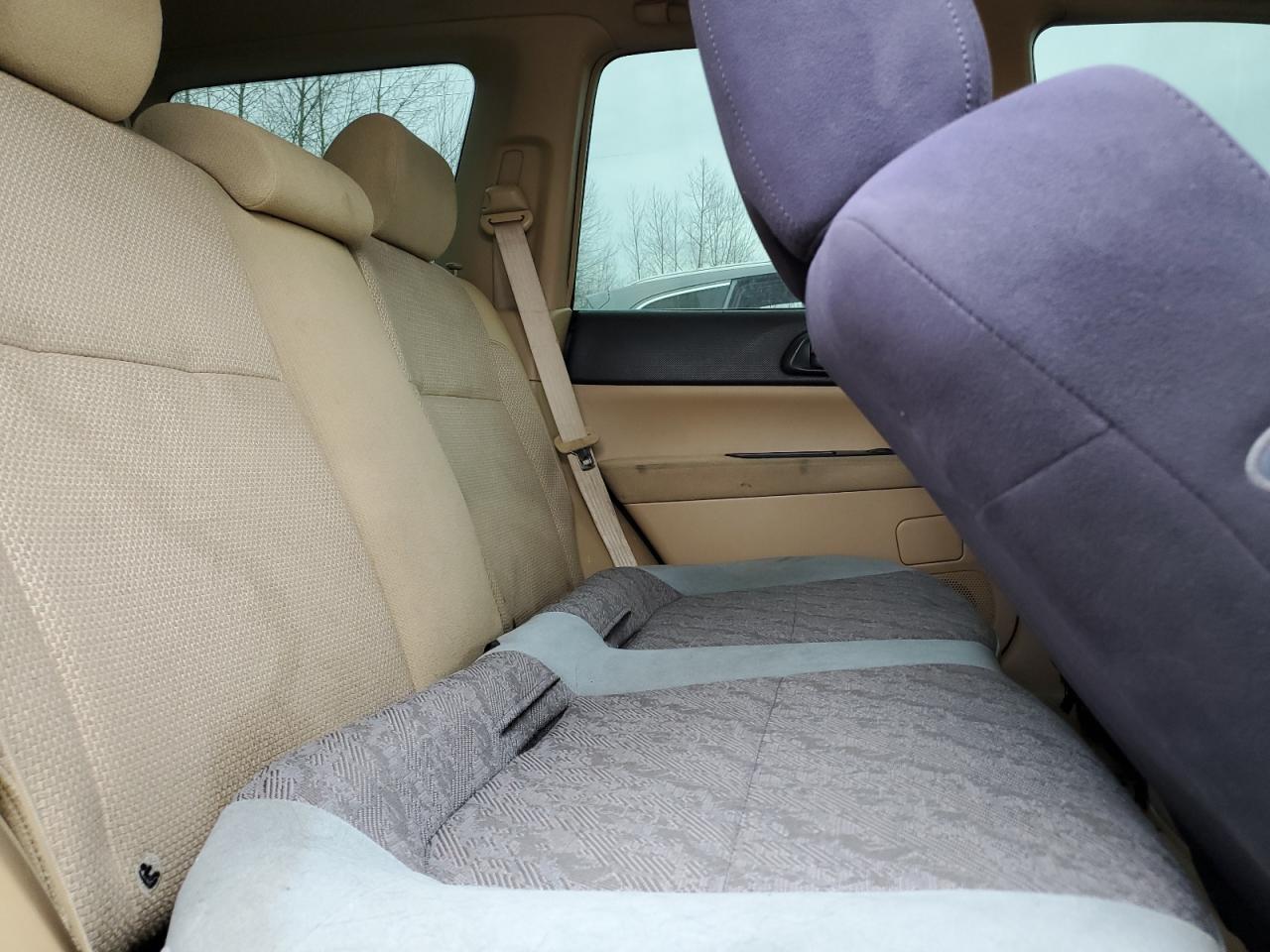 2003 Subaru Forester - Image 10