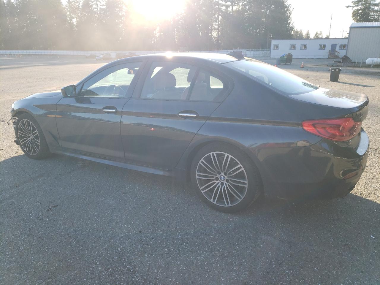 2017 BMW 5er - Image 2