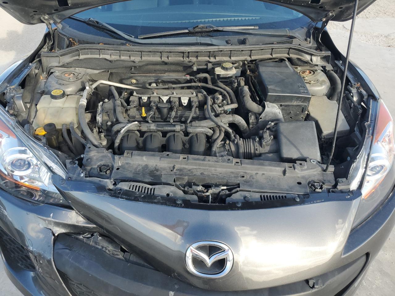 2013 Mazda 3 - Image 12