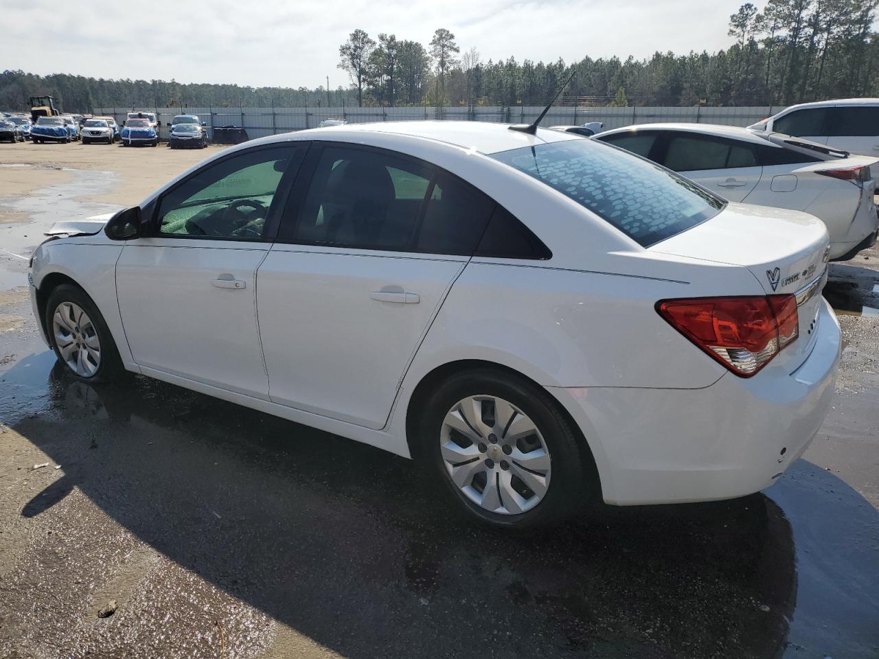2014 Chevrolet Cruze - Image 2