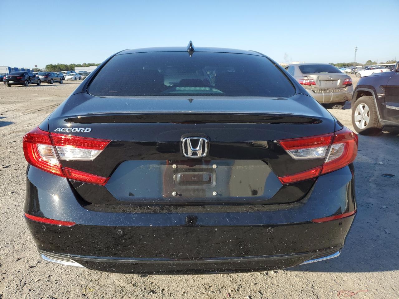 2022 Honda Accord - Image 6