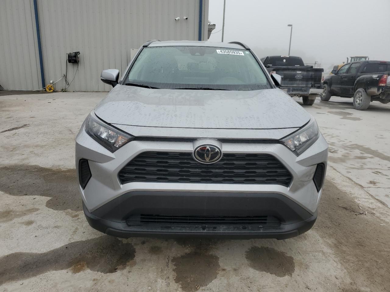 2021 Toyota RAV 4 - Image 5