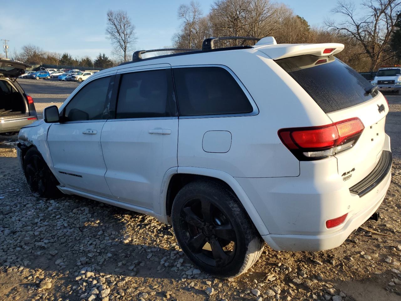 2015 Jeep Grand Cherokee - Image 2