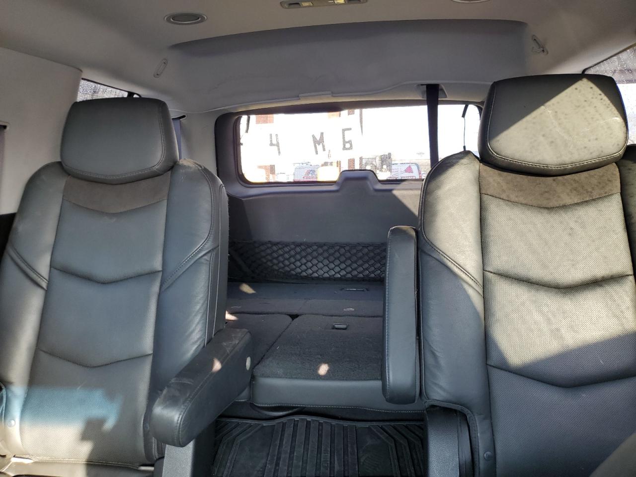 2015 Cadillac Escalade - Image 10