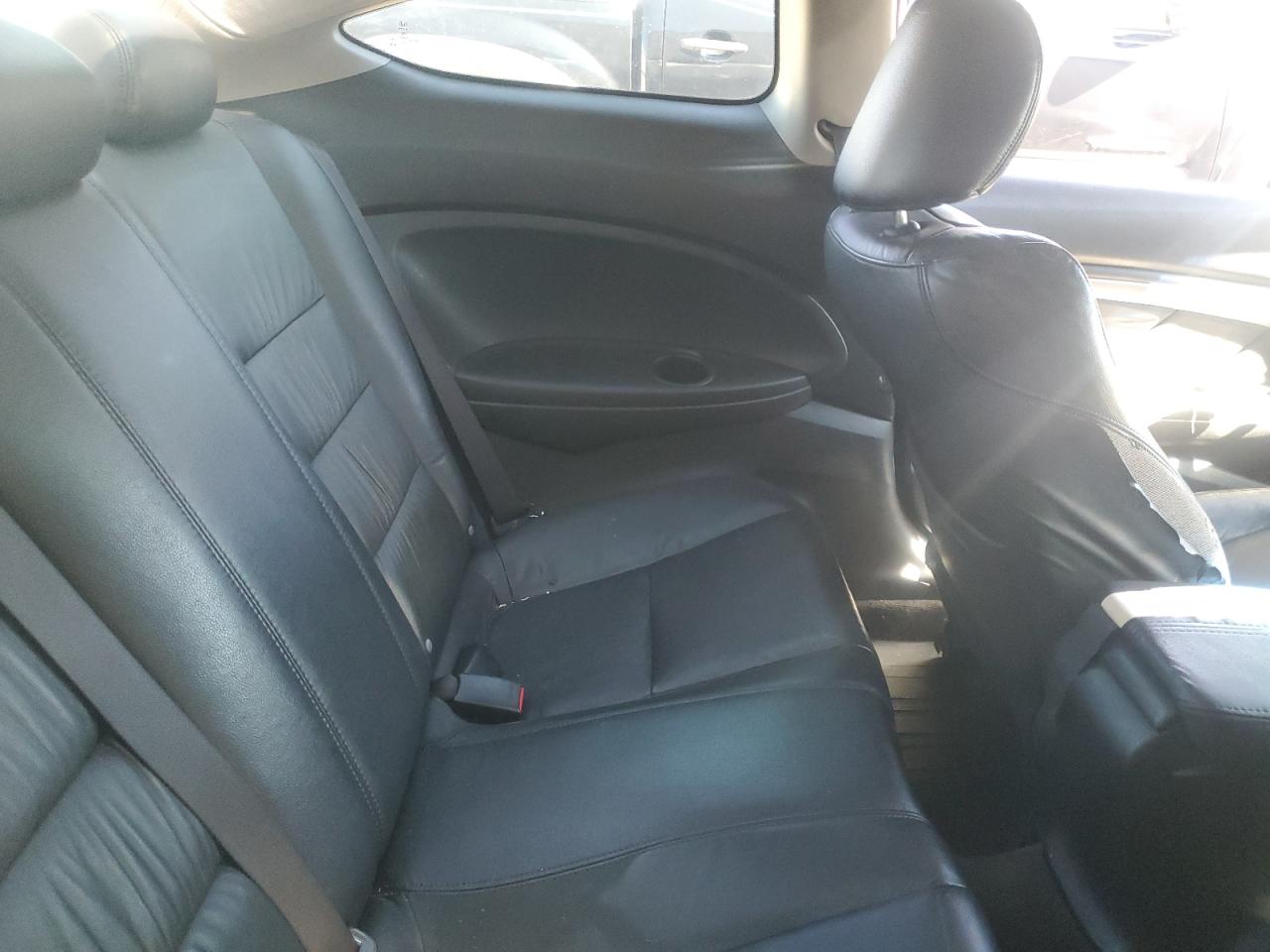 2009 Honda Accord - Image 10