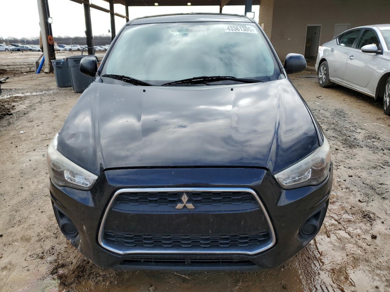 2014 Mitsubishi Outlander - Image 5