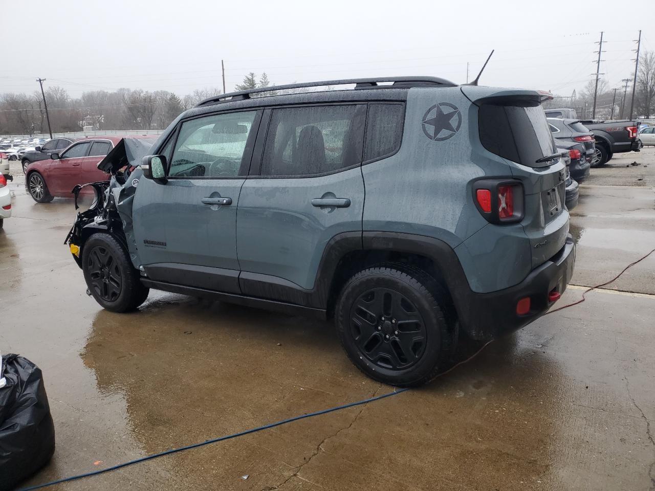 2017 Jeep Renegade - Image 2