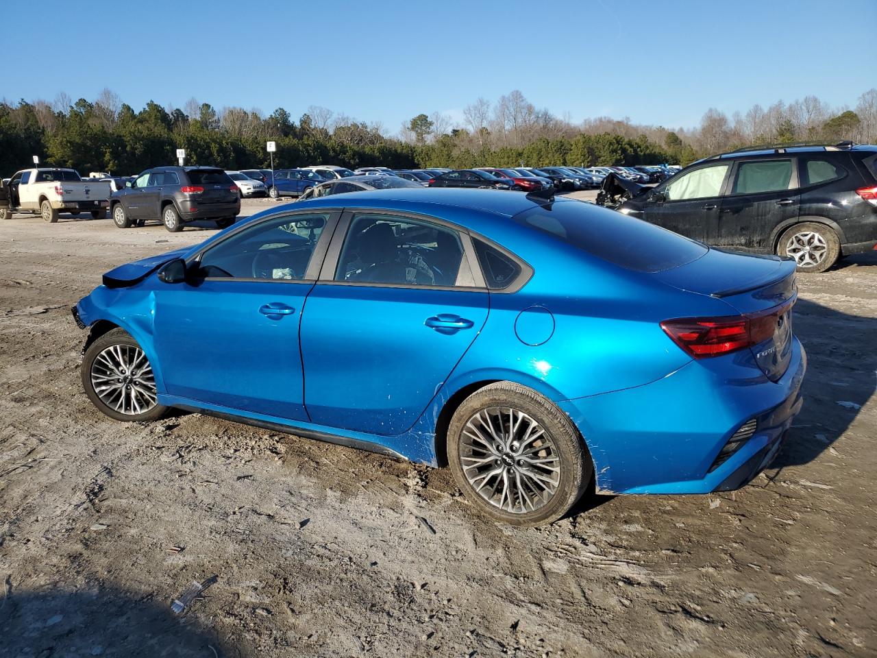 2023 Kia Forte - Image 2