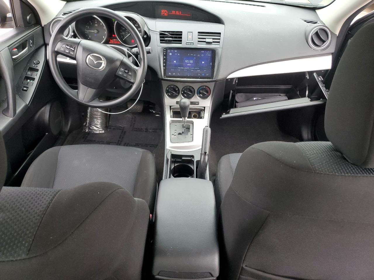 2011 Mazda 3 - Image 8