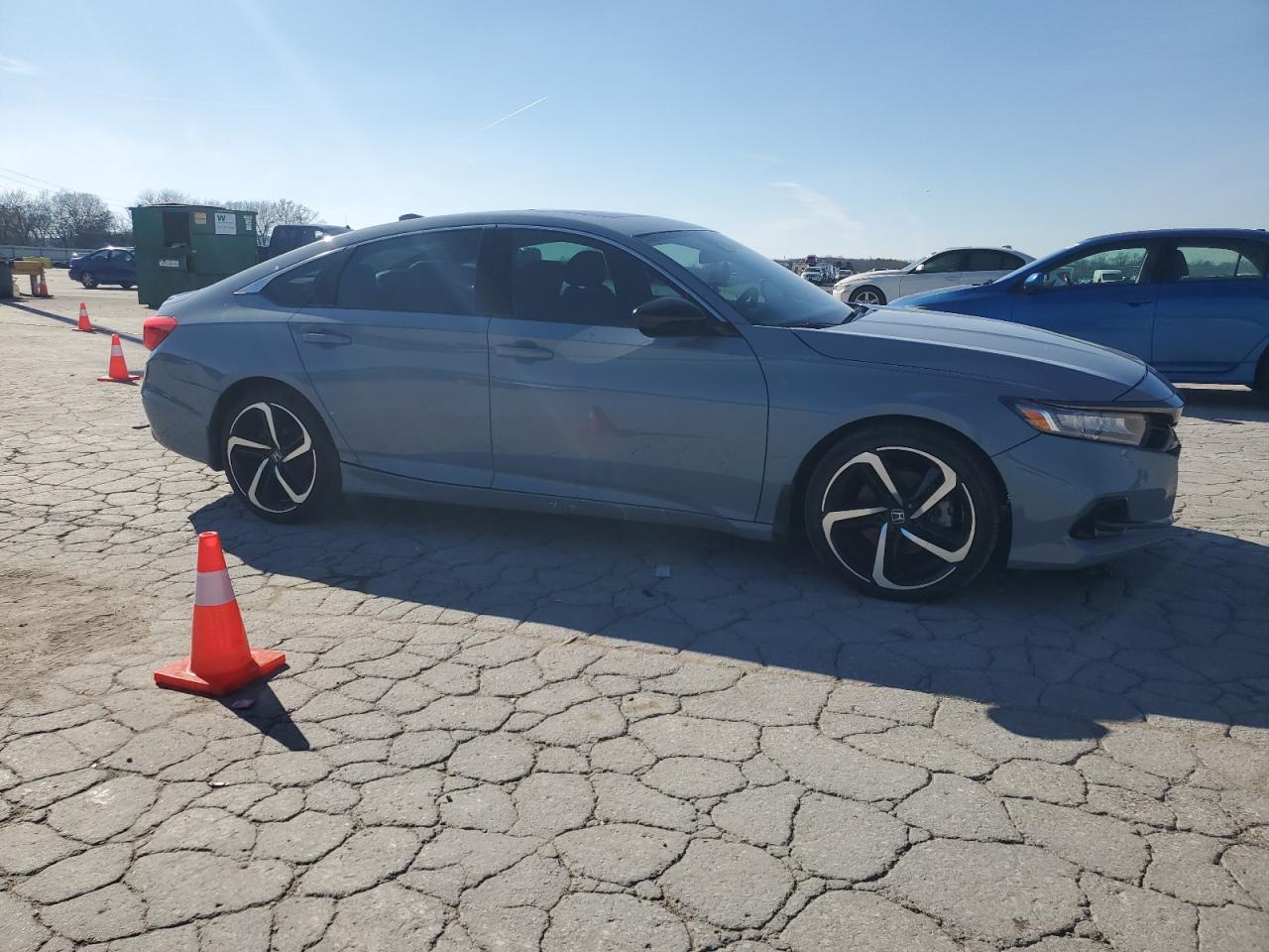2022 Honda Accord - Image 4