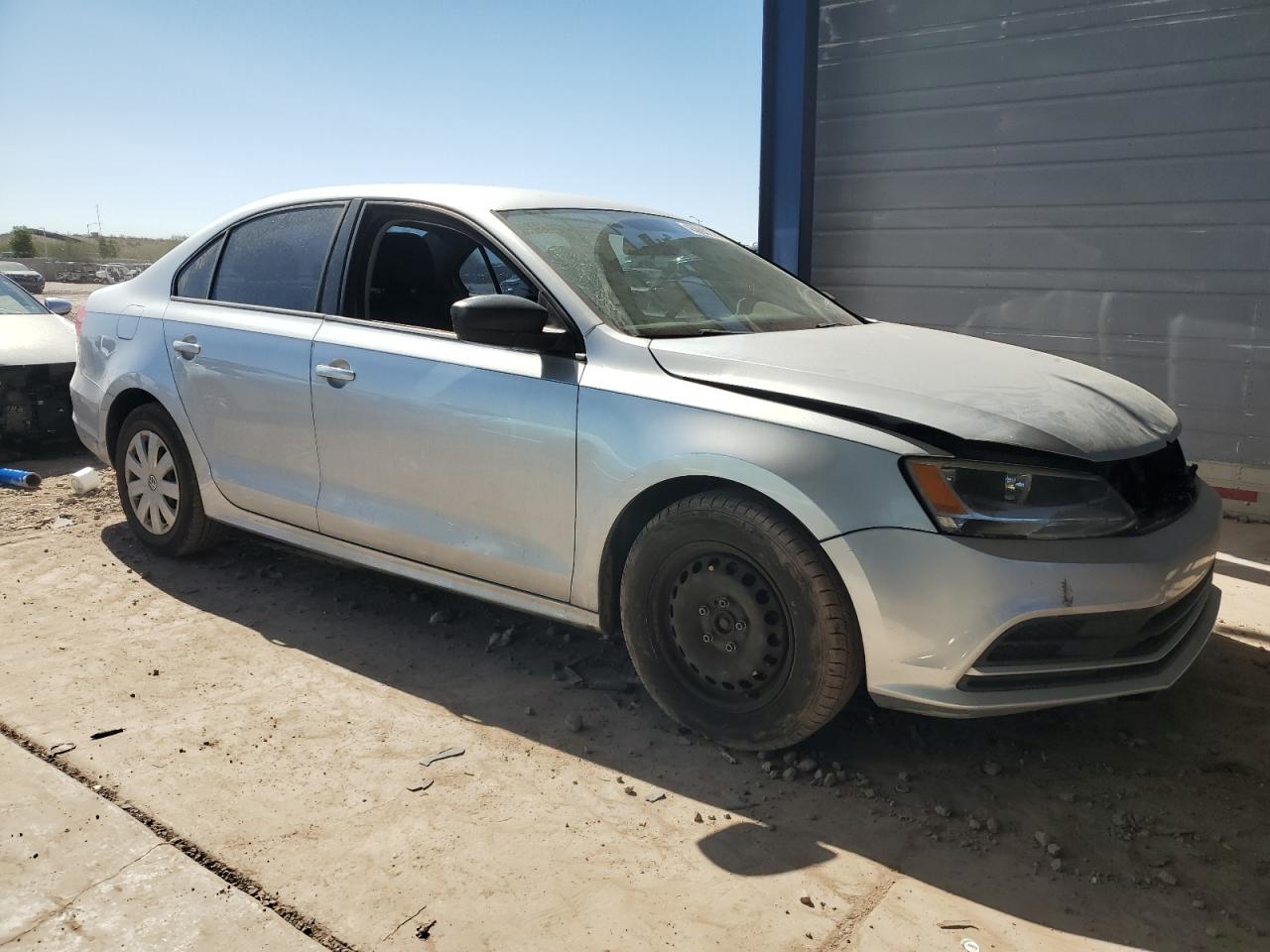 2015 Volkswagen Jetta - Image 4