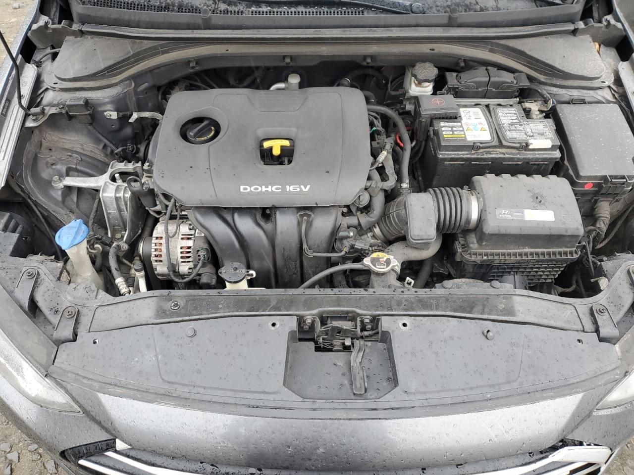 2018 Hyundai Elantra - Image 11