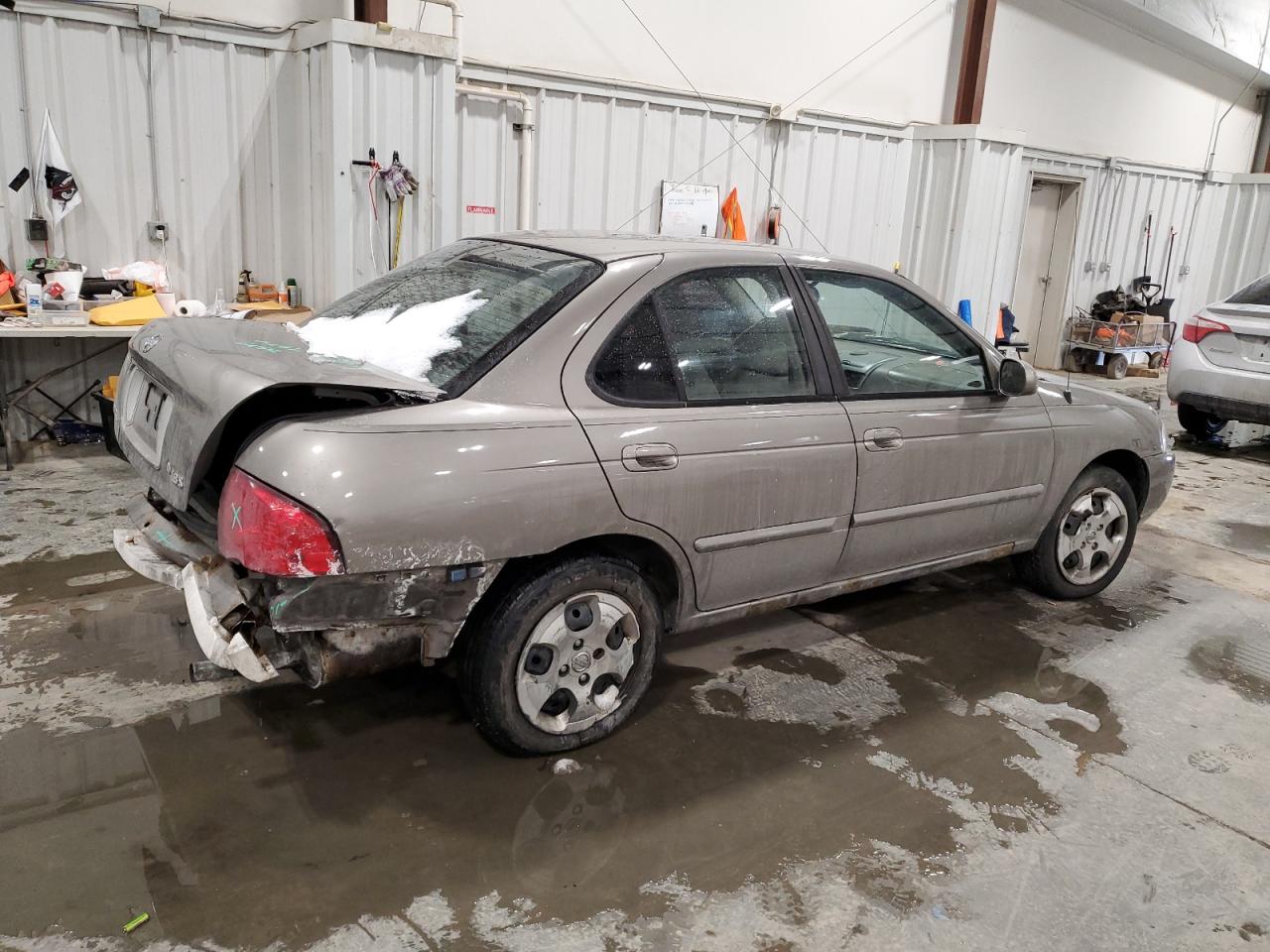 2005 Nissan Sentra - Image 3