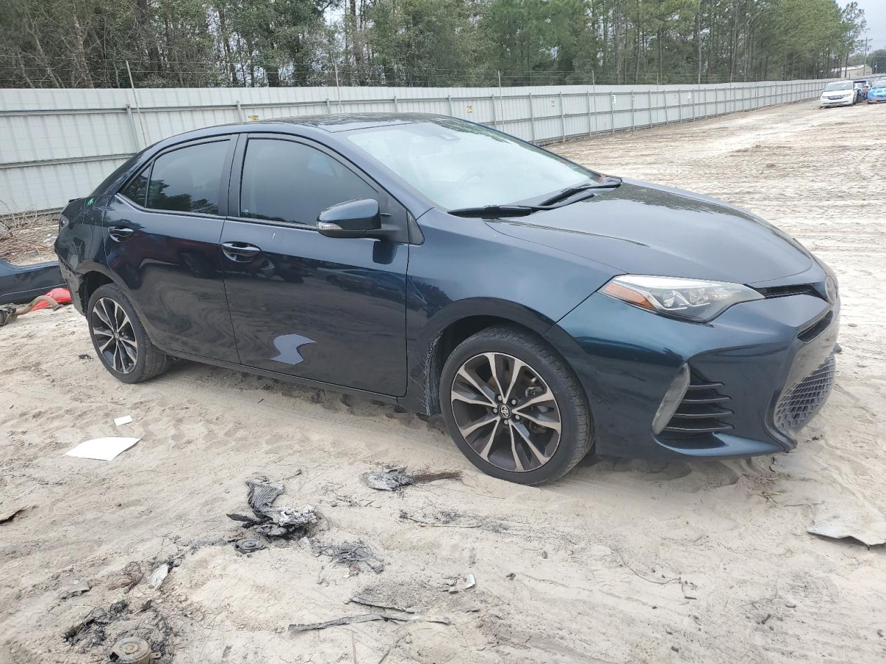 2017 Toyota Corolla - Image 4