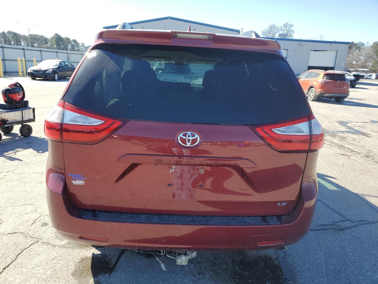 2019 Toyota Sienna - Image 6