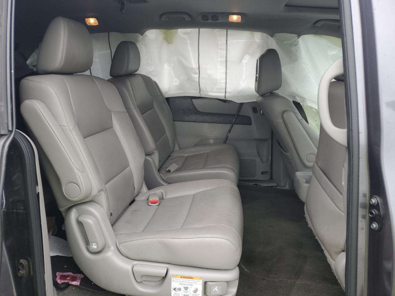 2016 Honda Odyssey - Image 12