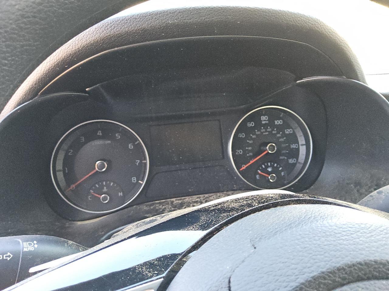 2024 Kia Forte - Image 9