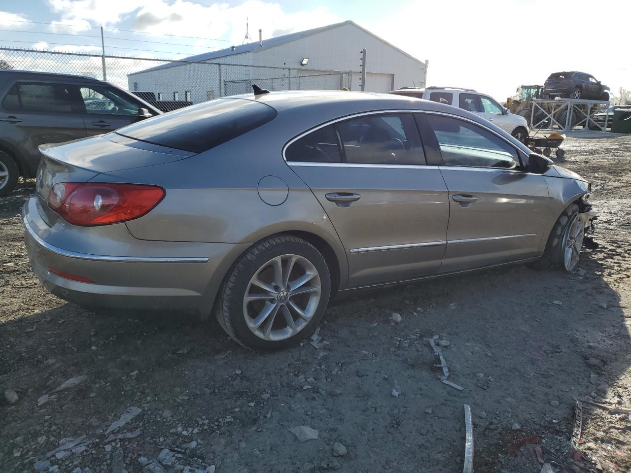 2009 Volkswagen Passat CC - Image 3
