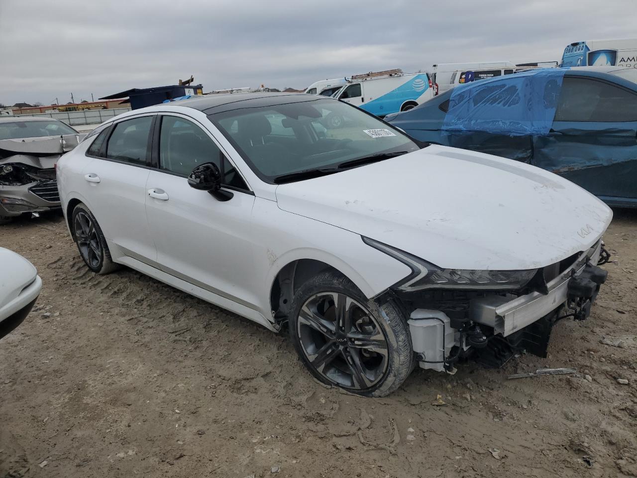 2023 Kia K5 - Image 4