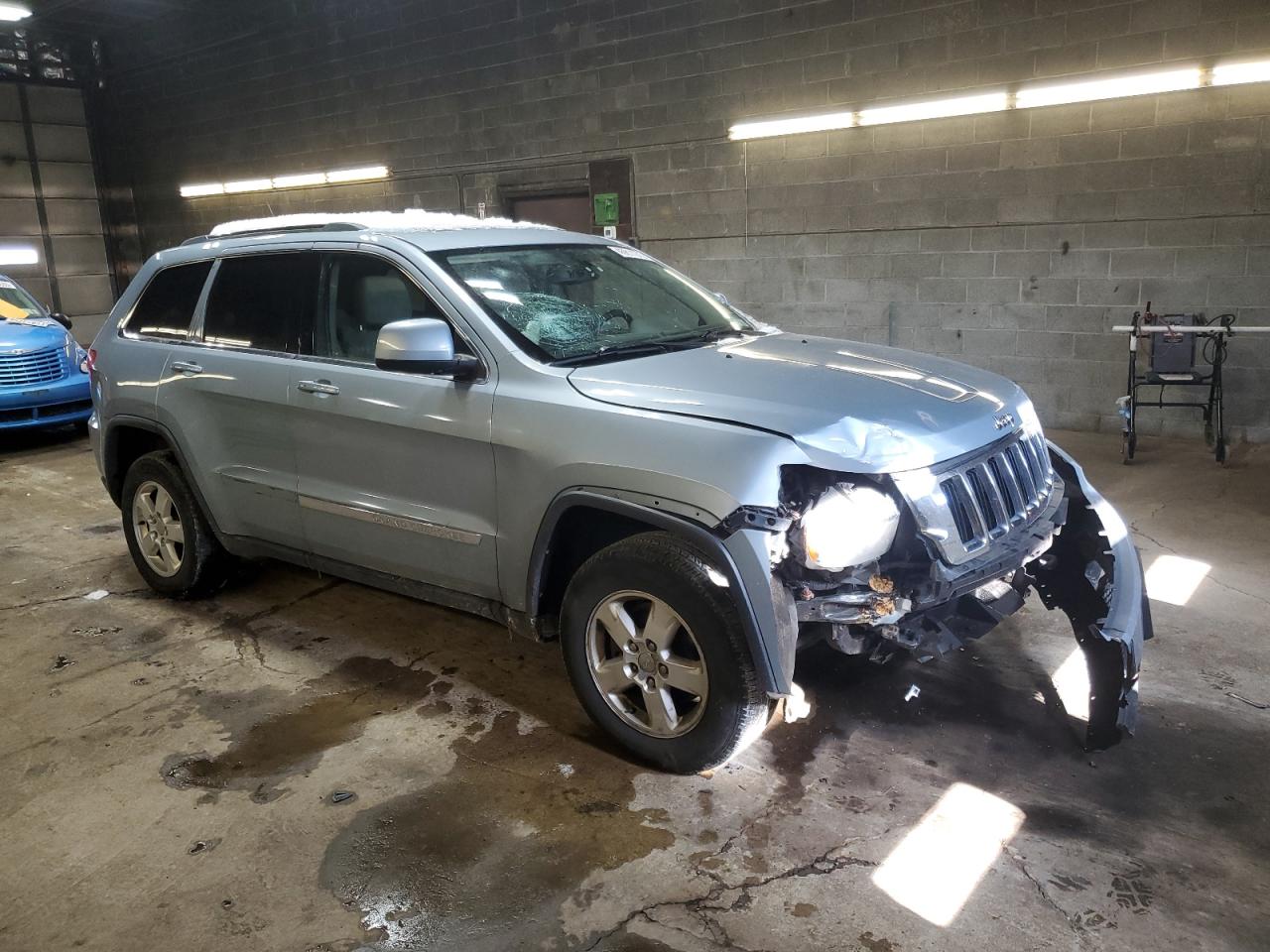 2012 Jeep Grand Cherokee - Image 4