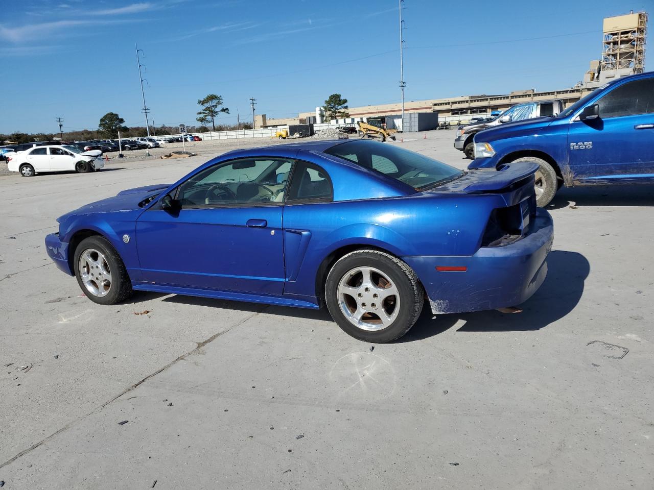 2004 Ford Mustang - Image 2