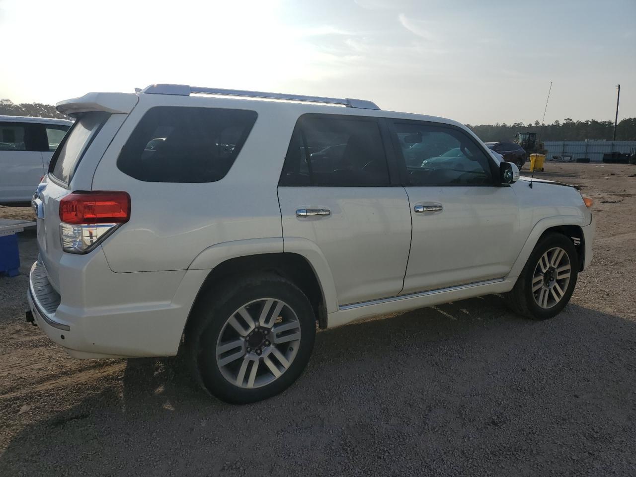 2010 Toyota 4Runner - Image 3