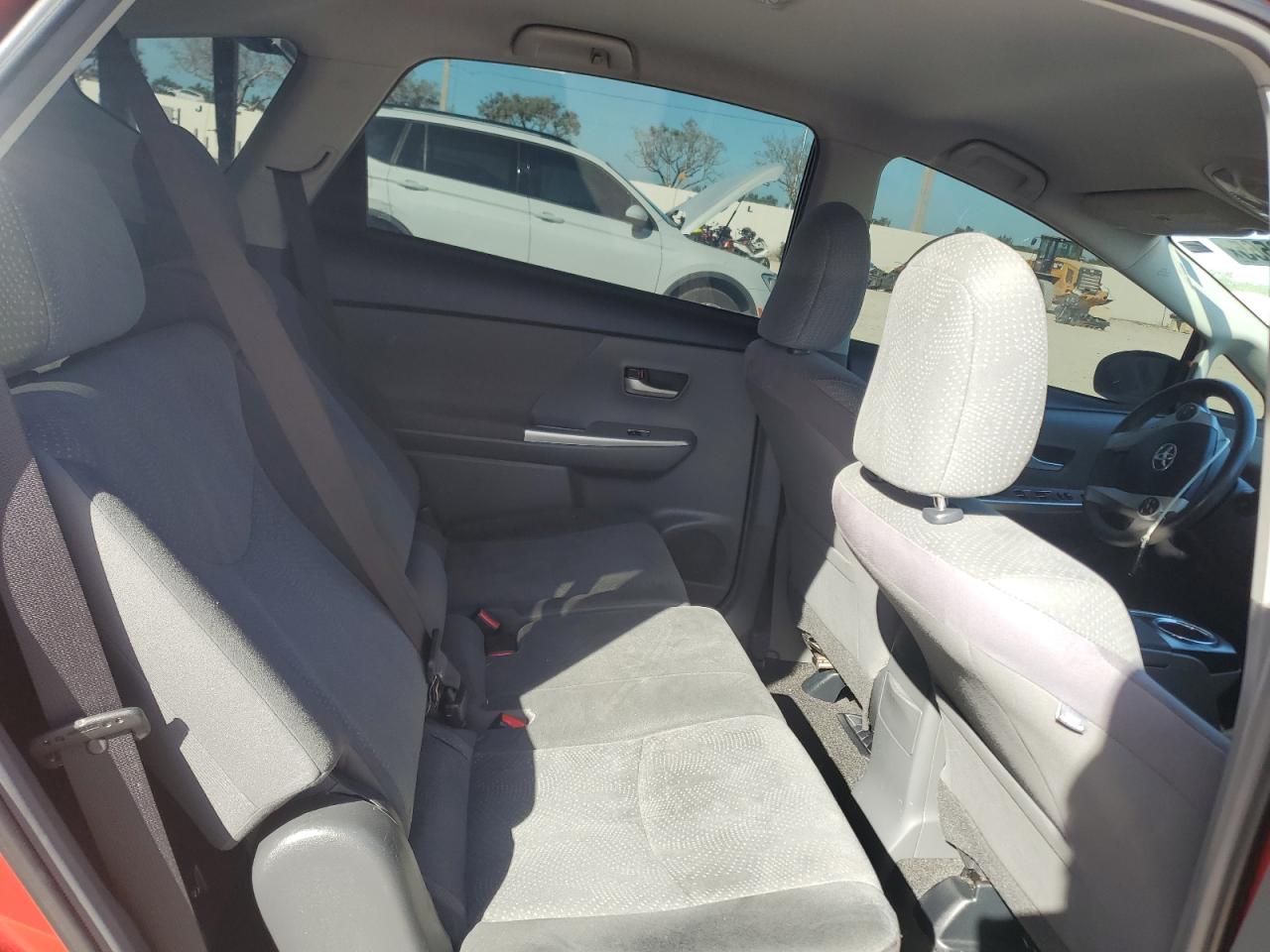 2013 Toyota Prius V VIN: JTDZN3EU4D198074 Lot: 45578565