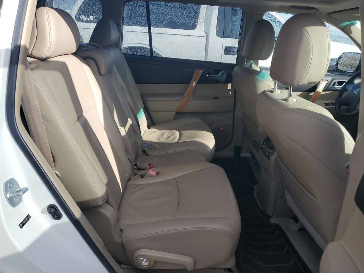 2008 Toyota Highlander - Image 10