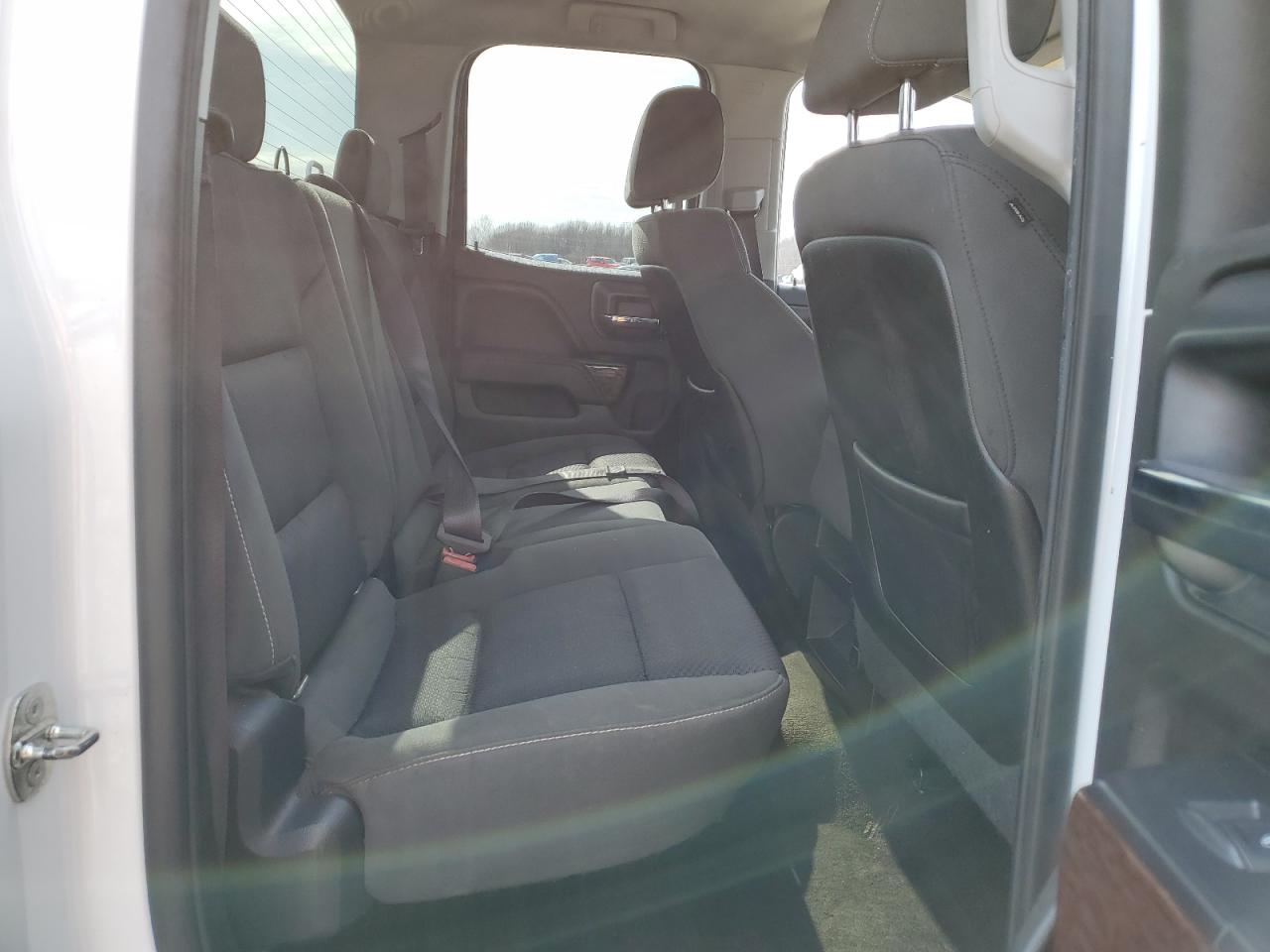 2015 GMC Sierra - Image 10
